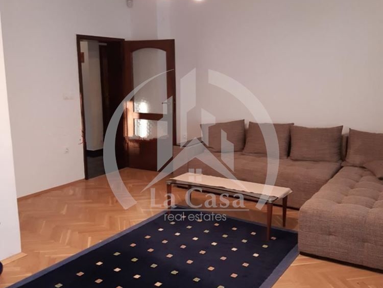 Дава се под наем Тристаен апартамент в София, Лозенец - 96 кв.м за 550 € - Снимка #2