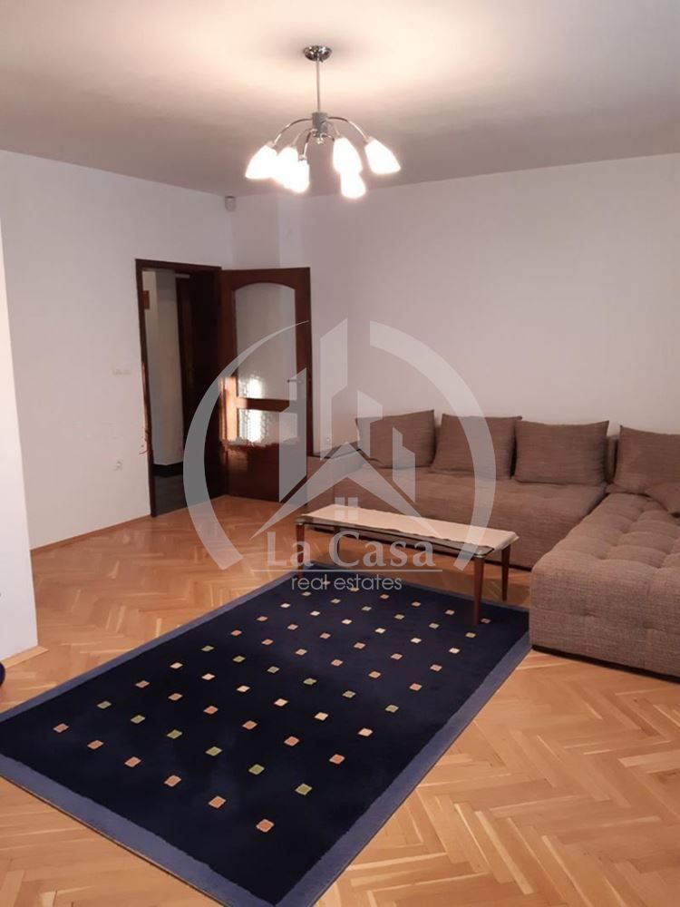 Дава се под наем Тристаен апартамент в София, Лозенец - 96 кв.м за 550 € - Снимка #2