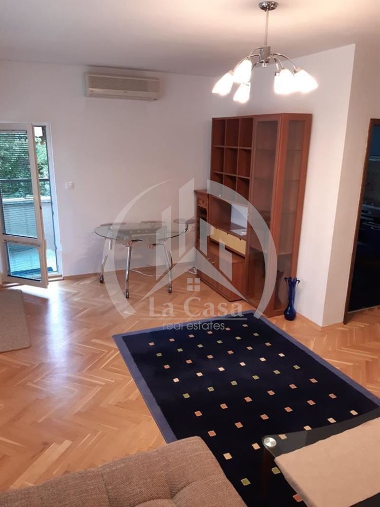 Дава се под наем Тристаен апартамент в София, Лозенец - 96 кв.м за 550 € - Снимка #3