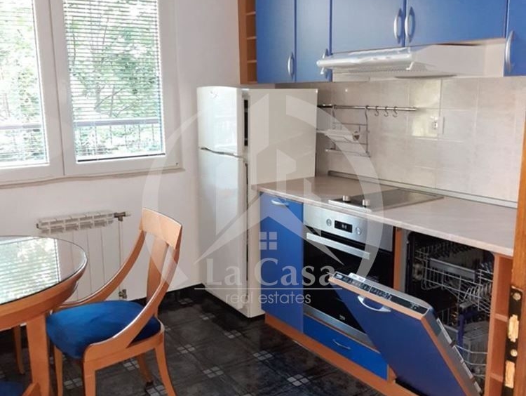 Дава се под наем Тристаен апартамент в София, Лозенец - 96 кв.м за 550 € - Снимка #4