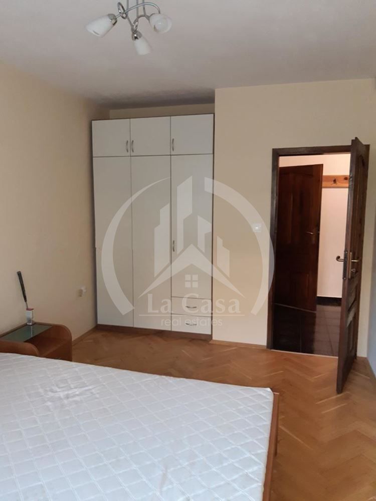 Дава се под наем Тристаен апартамент в София, Лозенец - 96 кв.м за 550 € - Снимка #5