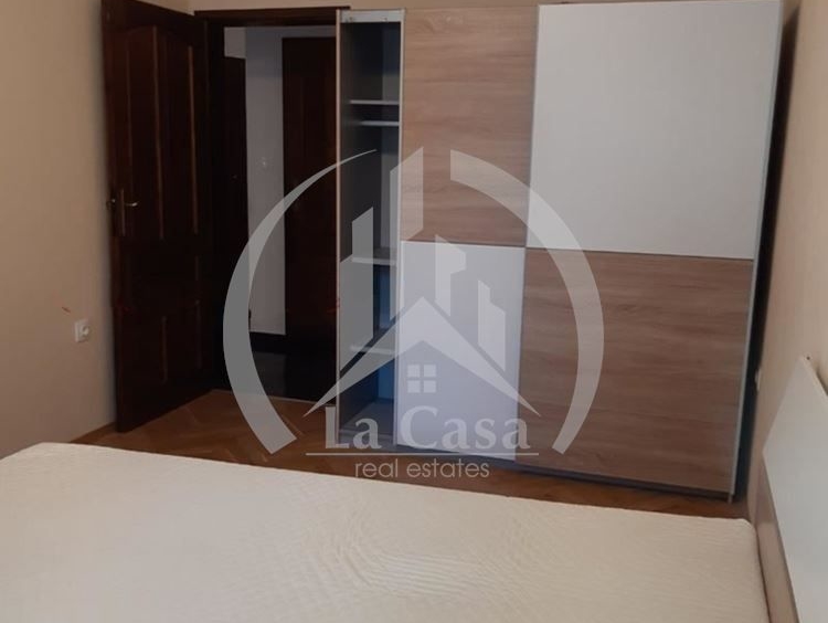 Дава се под наем Тристаен апартамент в София, Лозенец - 96 кв.м за 550 € - Снимка #6