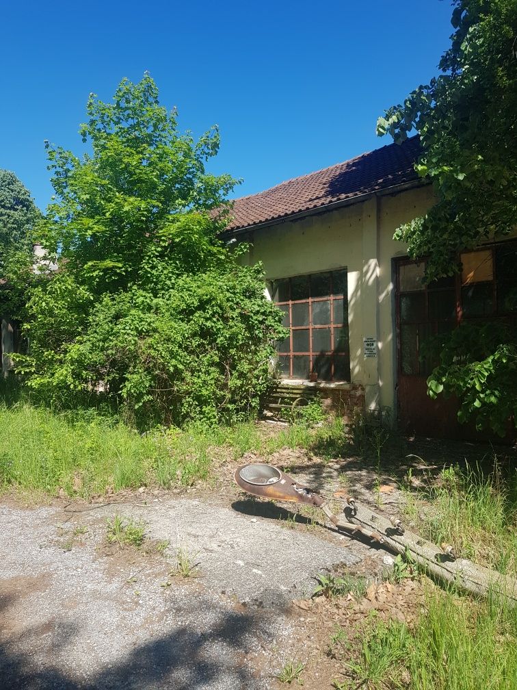 Промишлена сграда в Троян - 40000 кв.м за 55 €/кв.м - Снимка #9