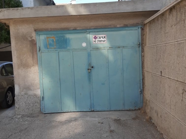 Гараж / Паркомясто в Хасково, Училищни - 20 кв.м за 1050 €/кв.м - Снимка #1