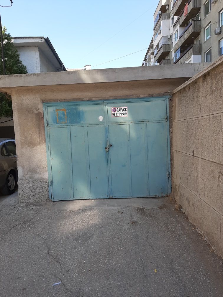 Гараж / Паркомясто в Хасково, Училищни - 20 кв.м за 1050 €/кв.м - Снимка #1
