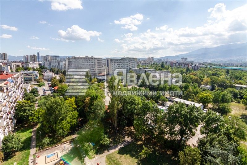 Тристаен апартамент в София, Младост 1 - 94 кв.м за 1862 €/кв.м - Снимка #11