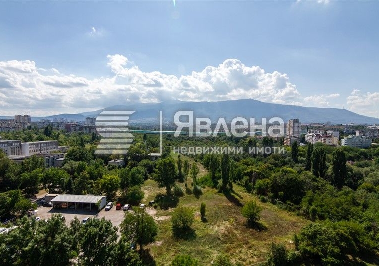 Тристаен апартамент в София, Младост 1 - 94 кв.м за 1862 €/кв.м - Снимка #12