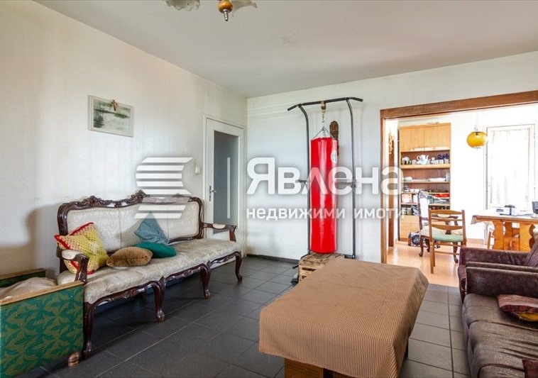 Тристаен апартамент в София, Младост 1 - 94 кв.м за 1862 €/кв.м - Снимка #1