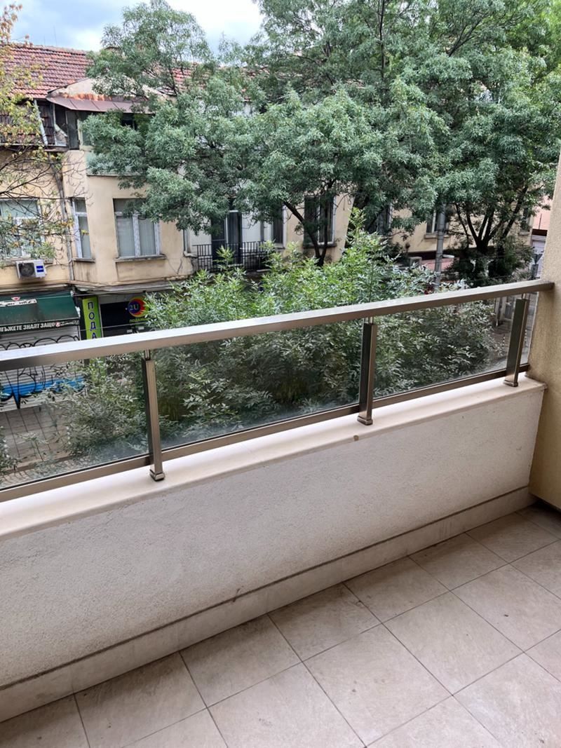 Дава се под наем Двустаен апартамент в София, Център - 64 кв.м за 650 € - Снимка #9