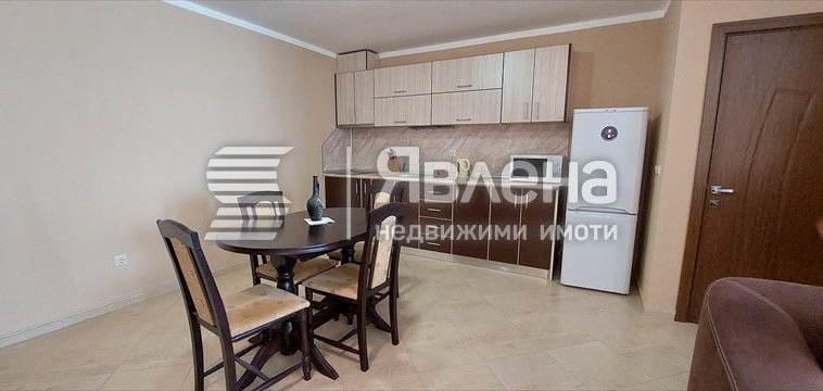 Двустаен апартамент в Поморие - 71 кв.м за 986 €/кв.м - Снимка #2