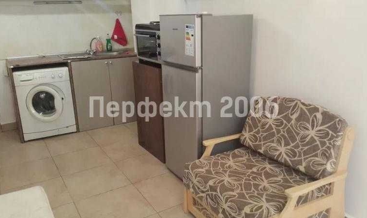 Едностаен апартамент в Варна, Базар Левски - 24 кв.м за 1500 €/кв.м - Снимка #5