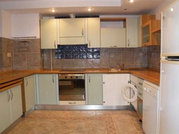 Тристаен апартамент в Варна, Окръжна болница - 122 кв.м за 1353 €/кв.м - Снимка #1