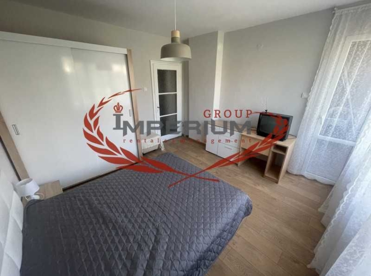 Дава се под наем Тристаен апартамент в Варна, Център - 80 кв.м за 400 € - Снимка #8