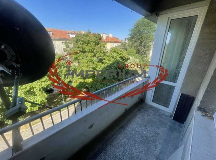 Дава се под наем Тристаен апартамент в Варна, Център - 80 кв.м за 400 € - Снимка #15