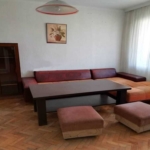 Дава се под наем Тристаен апартамент в Варна, Колхозен пазар - 80 кв.м за 275 € - Снимка #1