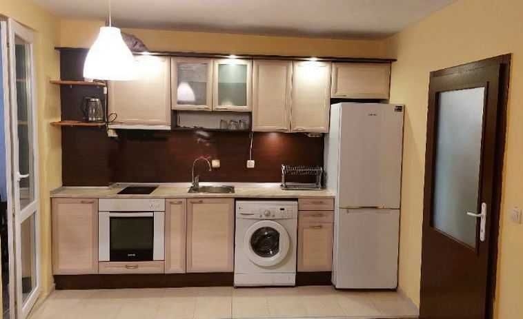Дава се под наем Двустаен апартамент в София, Редута - 70 кв.м за 375 € - Снимка #2