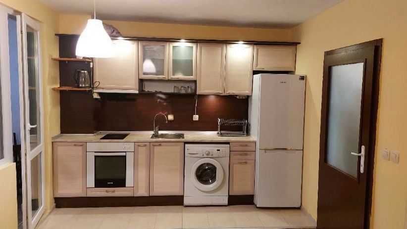 Дава се под наем Двустаен апартамент в София, Редута - 70 кв.м за 375 € - Снимка #2