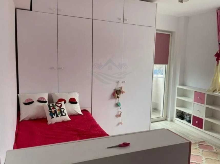 Дава се под наем Тристаен апартамент в Пловдив, Въстанически - 96 кв.м за 360лв € - Снимка #6