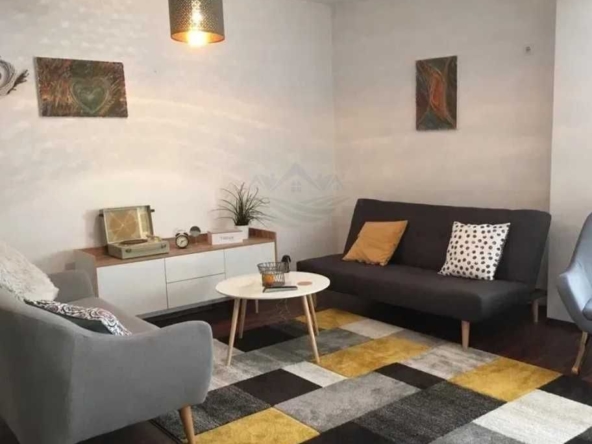 Дава се под наем Двустаен апартамент в Пловдив, Младежки Хълм - 56 кв.м за 330лв € - Снимка #1