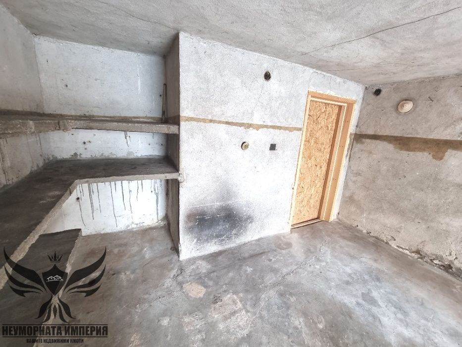 Гараж / Паркомясто в Асеновград - 18 кв.м за 573 €/кв.м - Снимка #9