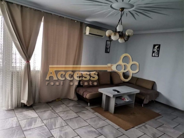 Дава се под наем Тристаен апартамент в Варна, ВИНС - 120 кв.м за 500лв € - Снимка #1