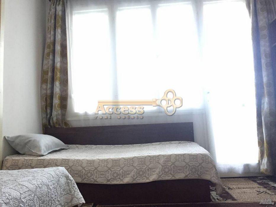 Дава се под наем Тристаен апартамент в Варна, Нептун - 60 кв.м за 400лв € - Снимка #3
