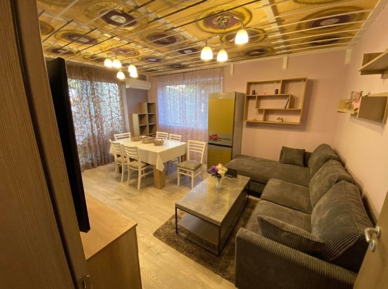 Дава се под наем Двустаен апартамент в Пловдив, Кършияка - 65 кв.м за 250 € - Снимка #1