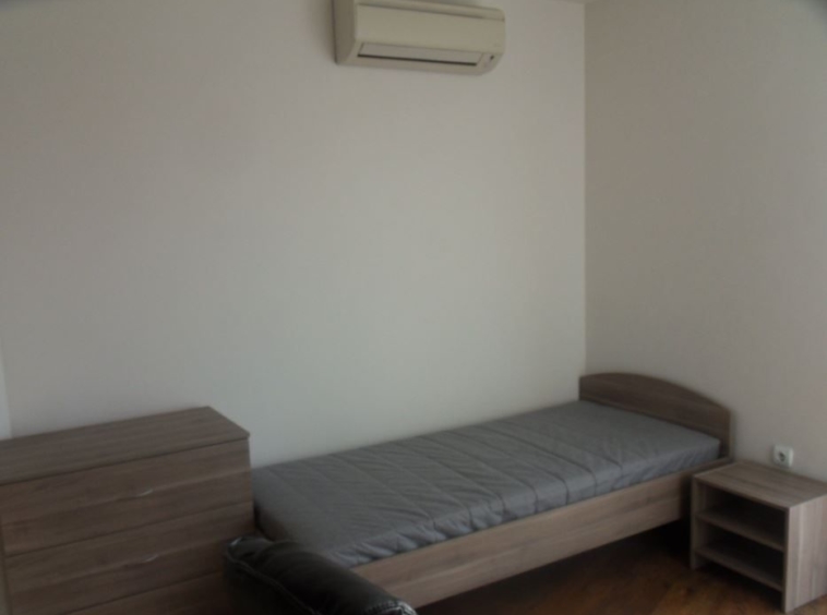 Дава се под наем Тристаен апартамент в Пловдив, Кючук Париж - 90 кв.м за 250 € - Снимка #8