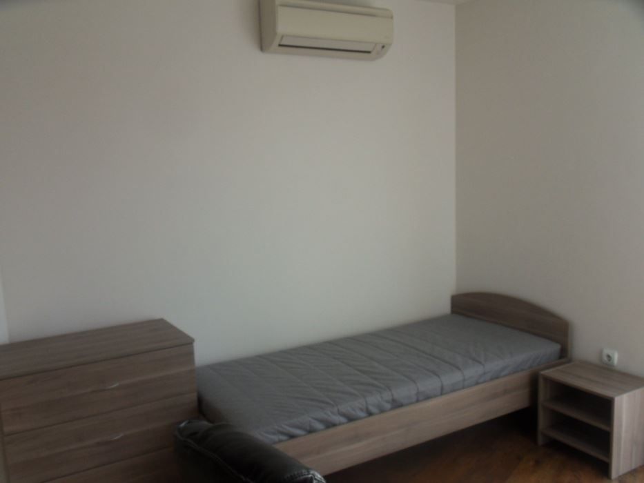 Дава се под наем Тристаен апартамент в Пловдив, Кючук Париж - 90 кв.м за 250 € - Снимка #8