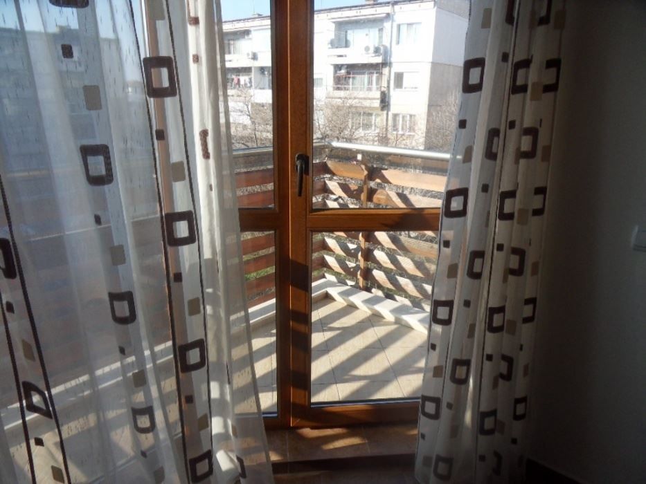 Дава се под наем Тристаен апартамент в Пловдив, Кючук Париж - 90 кв.м за 250 € - Снимка #12