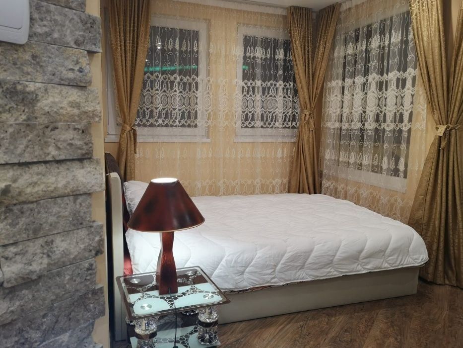 Дава се под наем Тристаен апартамент в Пловдив, Кършияка - 75 кв.м за 250 € - Снимка #4