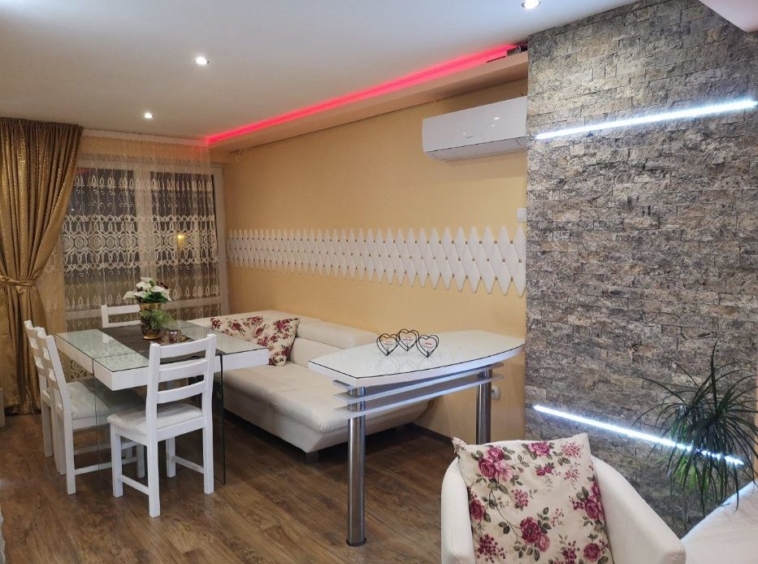 Дава се под наем Тристаен апартамент в Пловдив, Кършияка - 75 кв.м за 250 € - Снимка #6