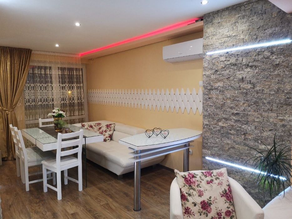 Дава се под наем Тристаен апартамент в Пловдив, Кършияка - 75 кв.м за 250 € - Снимка #6