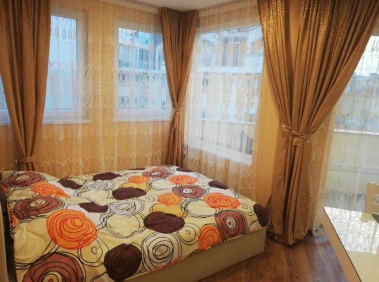 Дава се под наем Тристаен апартамент в Пловдив, Кършияка - 75 кв.м за 250 € - Снимка #12