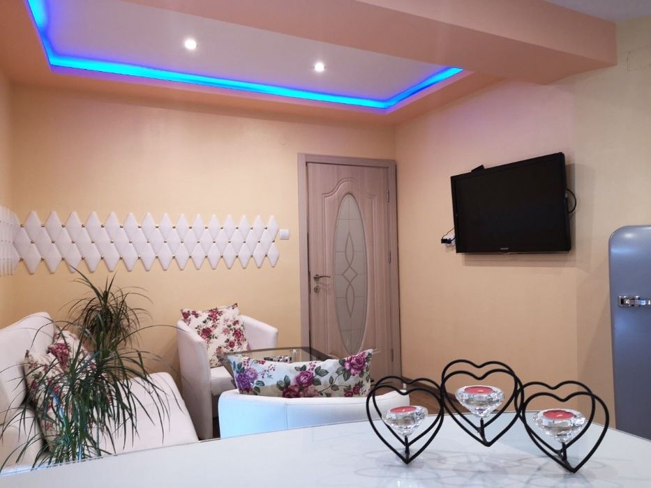 Дава се под наем Тристаен апартамент в Пловдив, Кършияка - 75 кв.м за 250 € - Снимка #19
