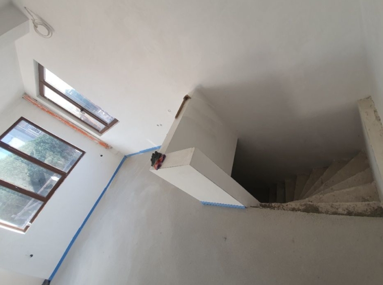 Дава се под наем Магазин в Асеновград - 50 кв.м за 255 € - Снимка #4