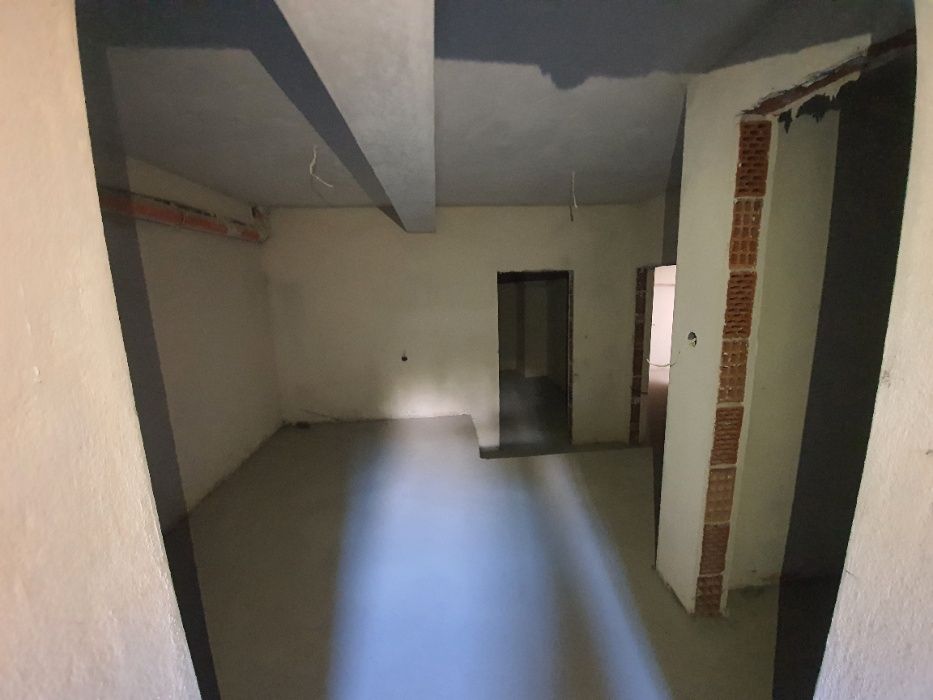 Дава се под наем Магазин в Асеновград - 50 кв.м за 255 € - Снимка #16