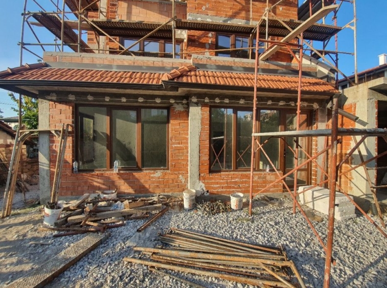 Дава се под наем Магазин в Асеновград - 50 кв.м за 255 € - Снимка #23