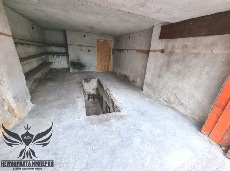 Гараж / Паркомясто в Асеновград - 18 кв.м за 573 €/кв.м - Снимка #2