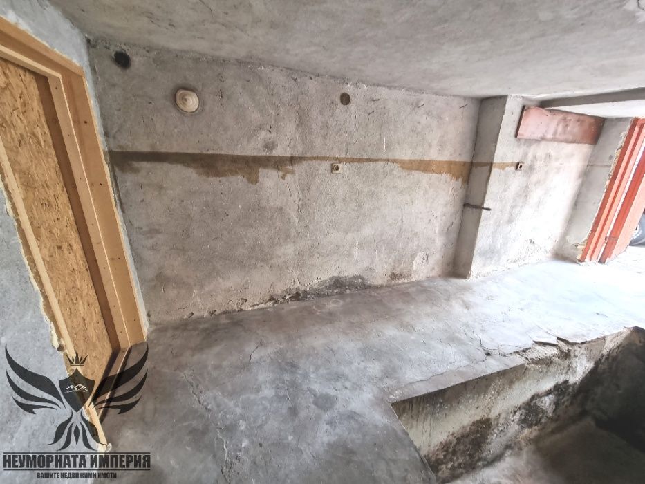 Гараж / Паркомясто в Асеновград - 18 кв.м за 573 €/кв.м - Снимка #5
