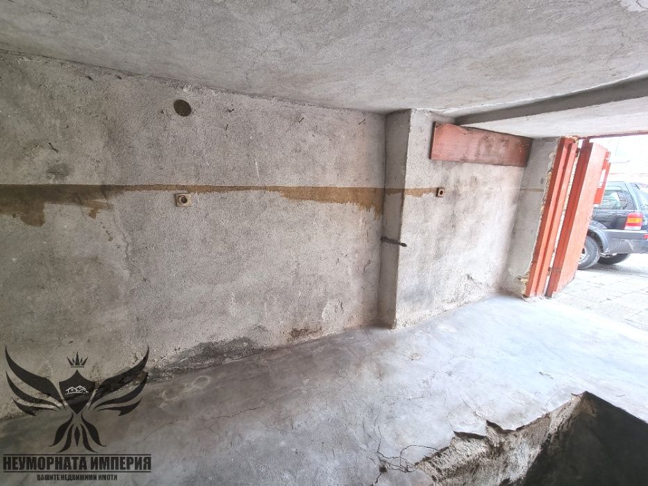 Гараж / Паркомясто в Асеновград - 18 кв.м за 573 €/кв.м - Снимка #6
