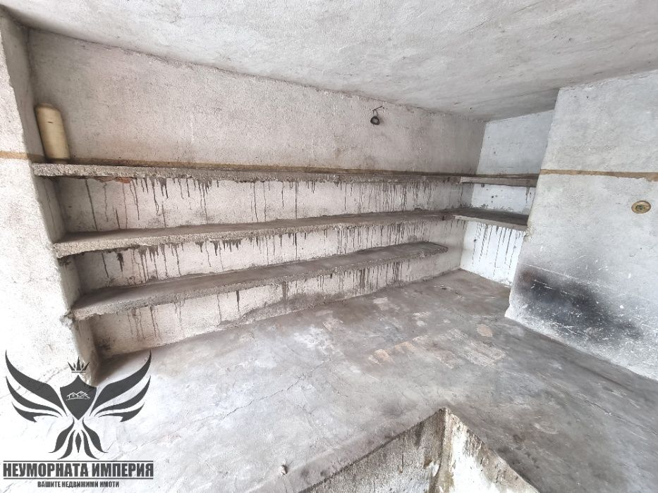 Гараж / Паркомясто в Асеновград - 18 кв.м за 573 €/кв.м - Снимка #8