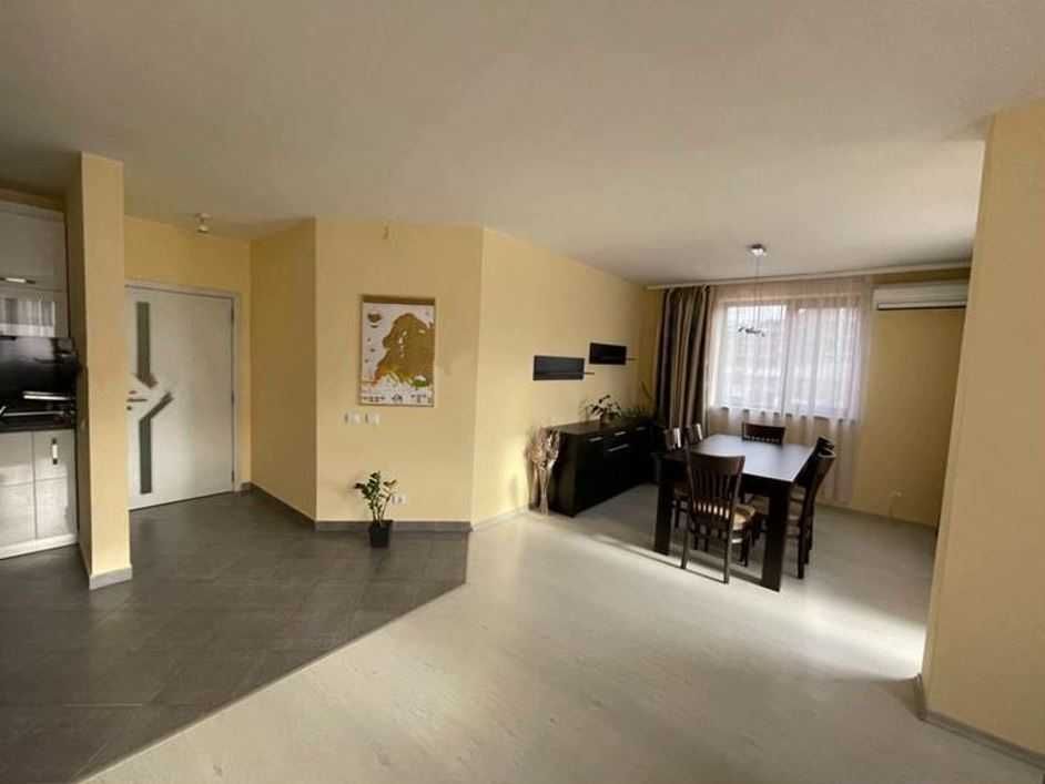 Дава се под наем Тристаен апартамент в София, Хладилника - 110 кв.м за 850 € - Снимка #4
