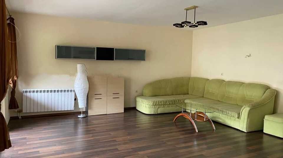 Дава се под наем Двустаен апартамент в София, Борово - 118 кв.м за 600 € - Снимка #1