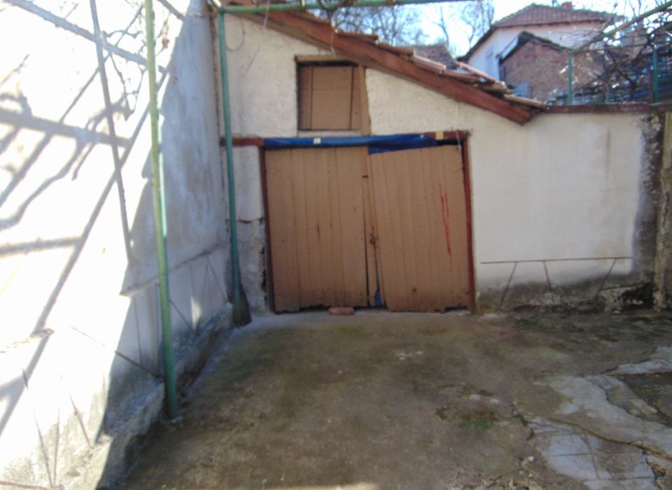 Къща в Плевен, 9-ти квартал - 100 кв.м за 700 €/кв.м - Снимка #15