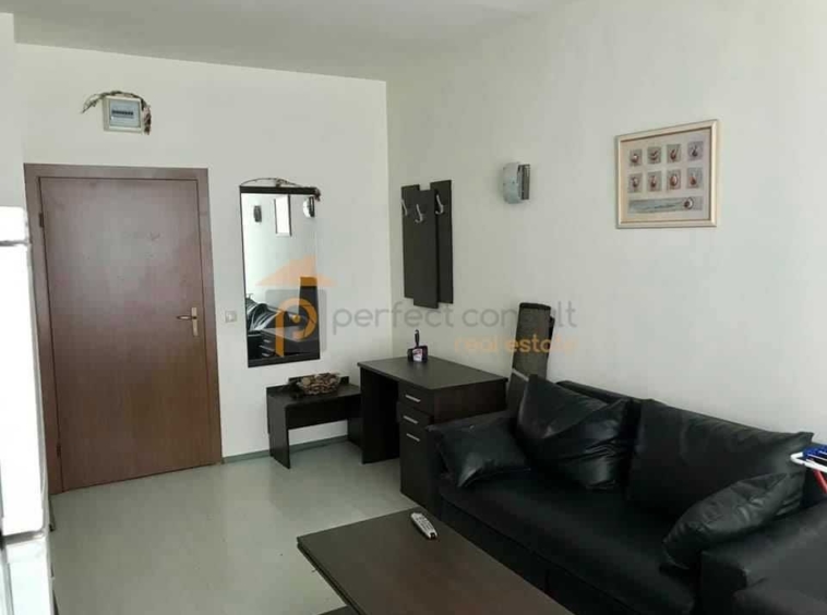 Дава се под наем Двустаен апартамент в Пловдив, Гагарин - 45 кв.м за 200 € - Снимка #2
