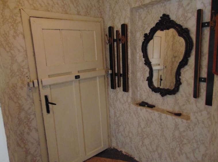 Къща в Плевен, 9-ти квартал - 100 кв.м за 700 €/кв.м - Снимка #7