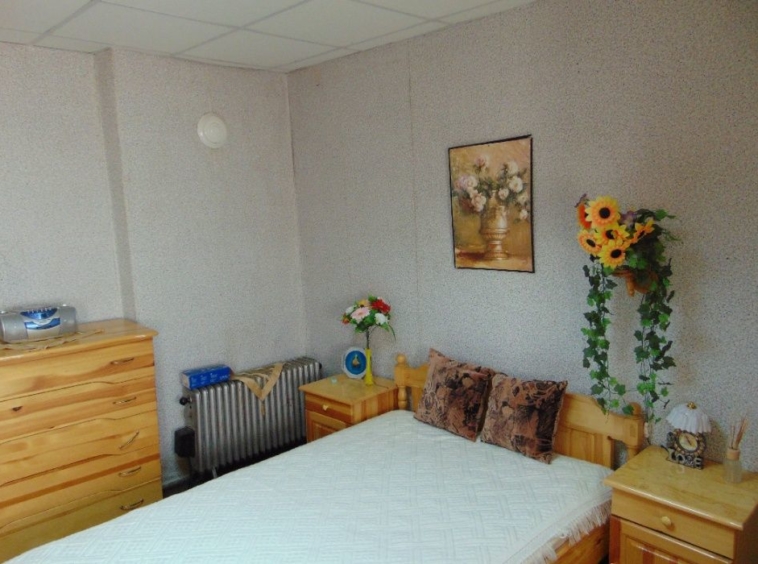 Къща в Плевен, 9-ти квартал - 100 кв.м за 700 €/кв.м - Снимка #2
