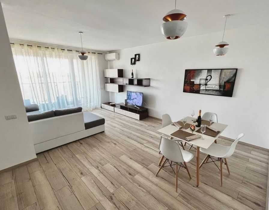 Дава се под наем Тристаен апартамент в Пловдив, Кършияка - 80 кв.м за 183.6 € - Снимка #1