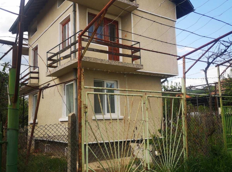 Къща в с. Стенско, Област Кюстендил - 120 кв.м за 309 €/кв.м - Снимка #1